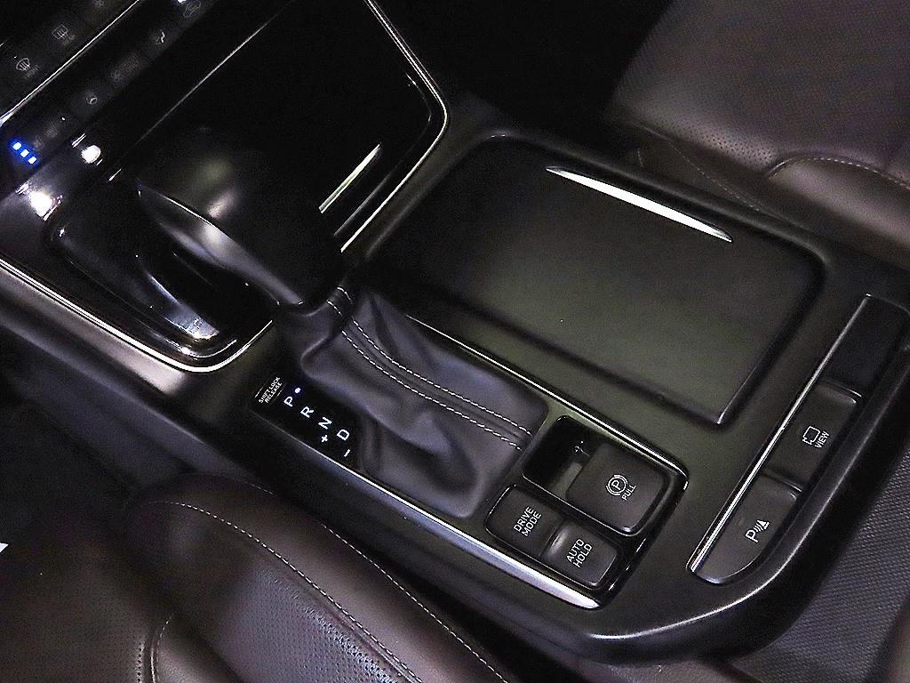 HYUNDAI Grandeur - Vista 12