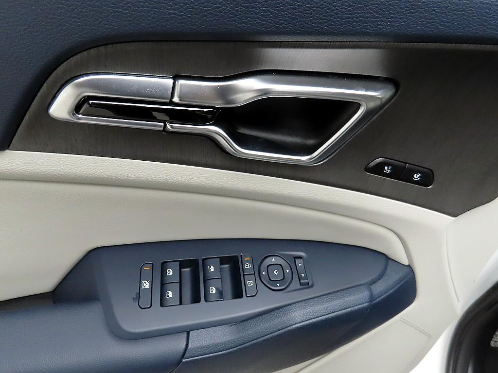 KIA Sportage - Vista 11