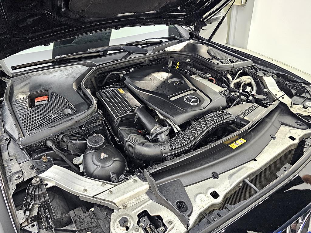 Mercedes Benz E class - Vista 6