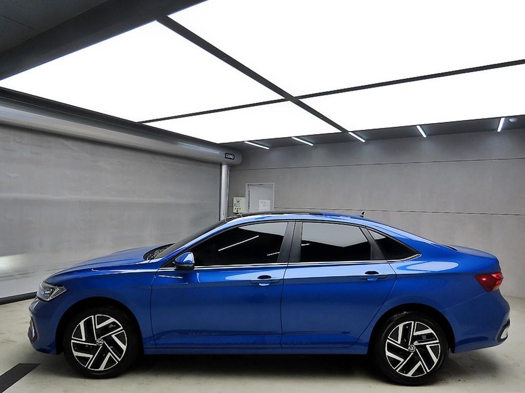 Volkswagen Jetta - Vista 4
