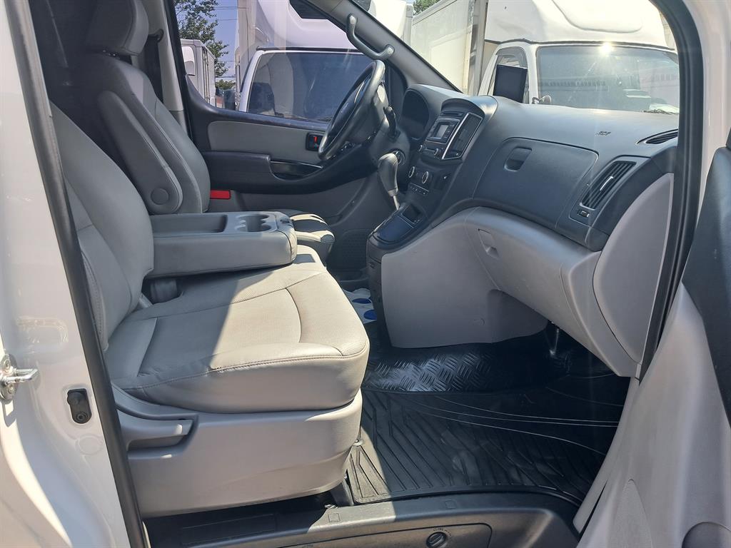 HYUNDAI Starex 2017 Blanco - Importación desde Corea - HF Imports Iquique - Foto 14