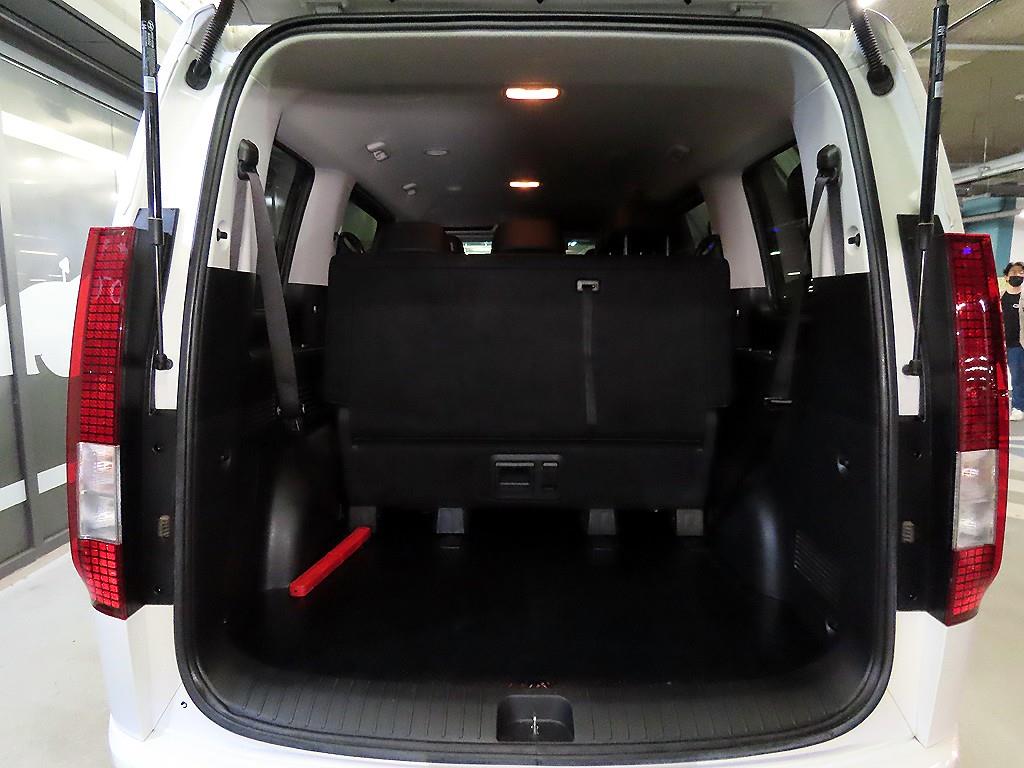 HYUNDAI Staria 2023 Blanco - Importación desde Corea - HF Imports Iquique - Foto 18