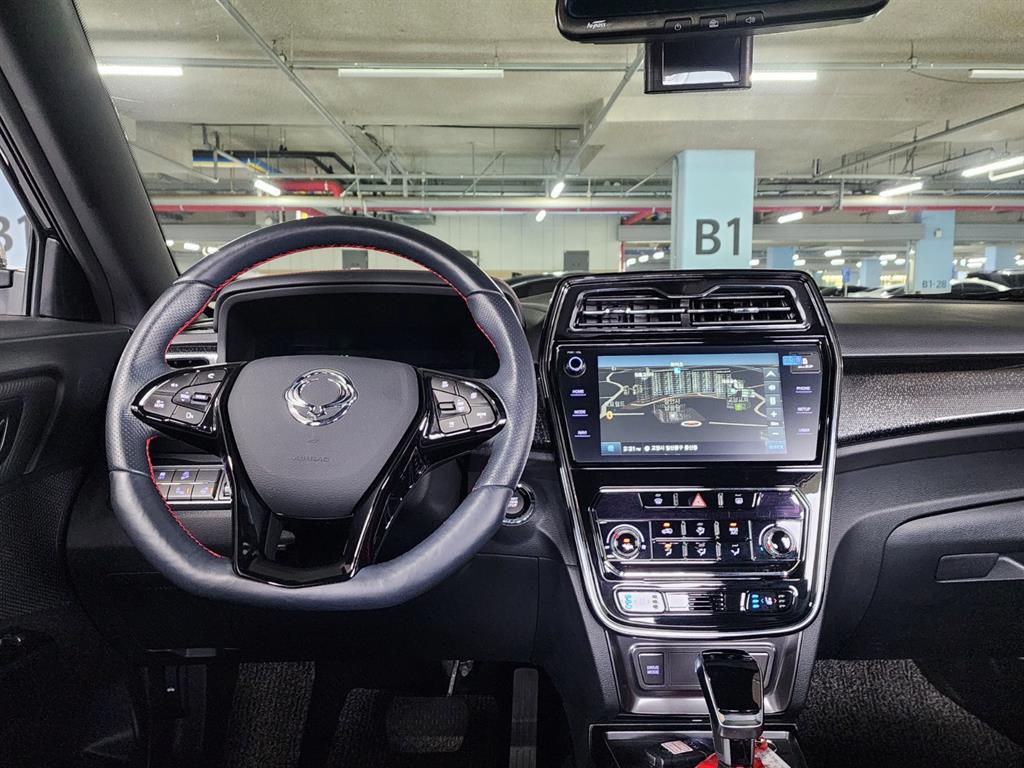Ssangyong Tivoli - Vista 6