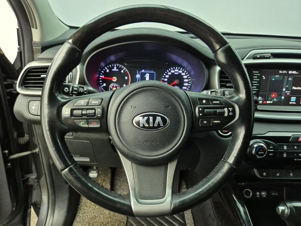 KIA Sorento - Vista 9