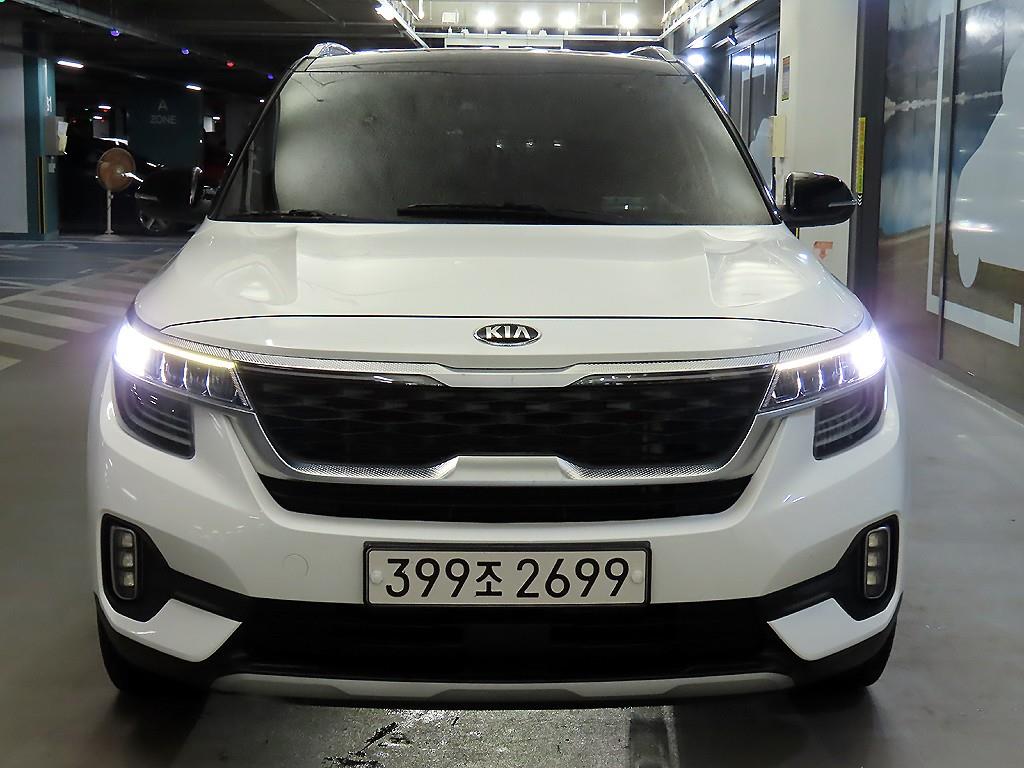 KIA Seltos - Vista 2