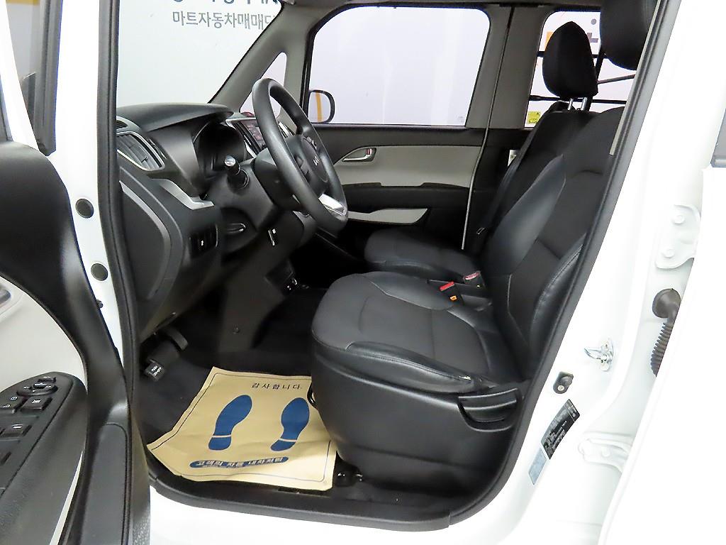 KIA Ray - Vista 5
