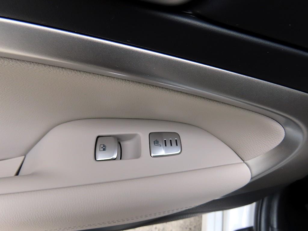 Genesis G70 2022 Blanco - Importación desde Corea - HF Imports Iquique - Foto 15