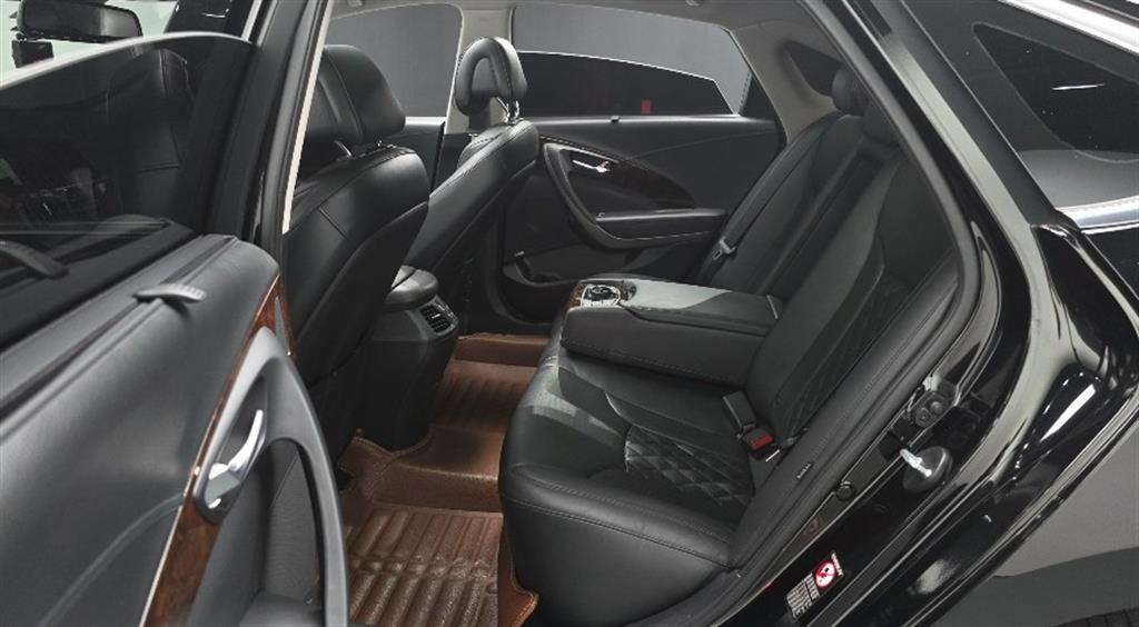 HYUNDAI Aslan - Vista 7