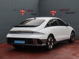HYUNDAI Ioniq 6 - Vista 6