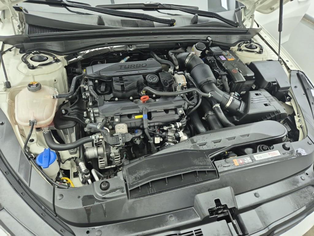 KIA K5 - Vista 6