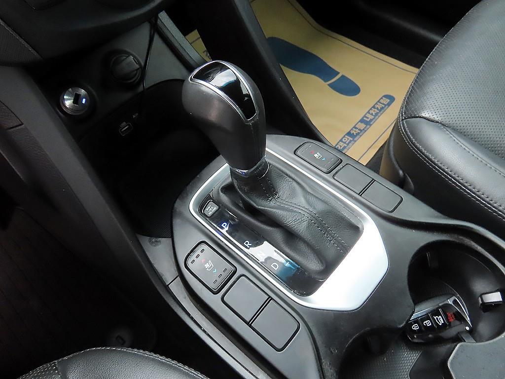 HYUNDAI Santa Fe - Vista 10
