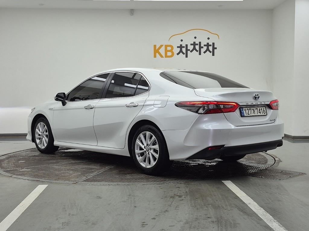 Toyota Camry - Vista 3