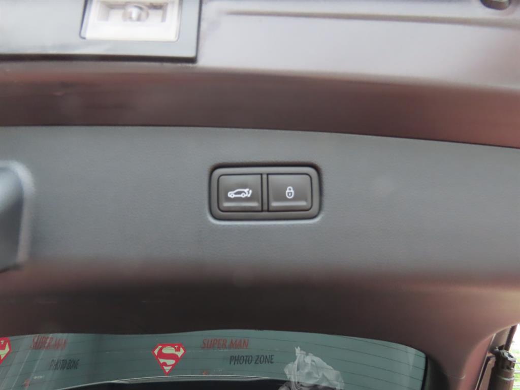 Genesis GV70 - Vista 11