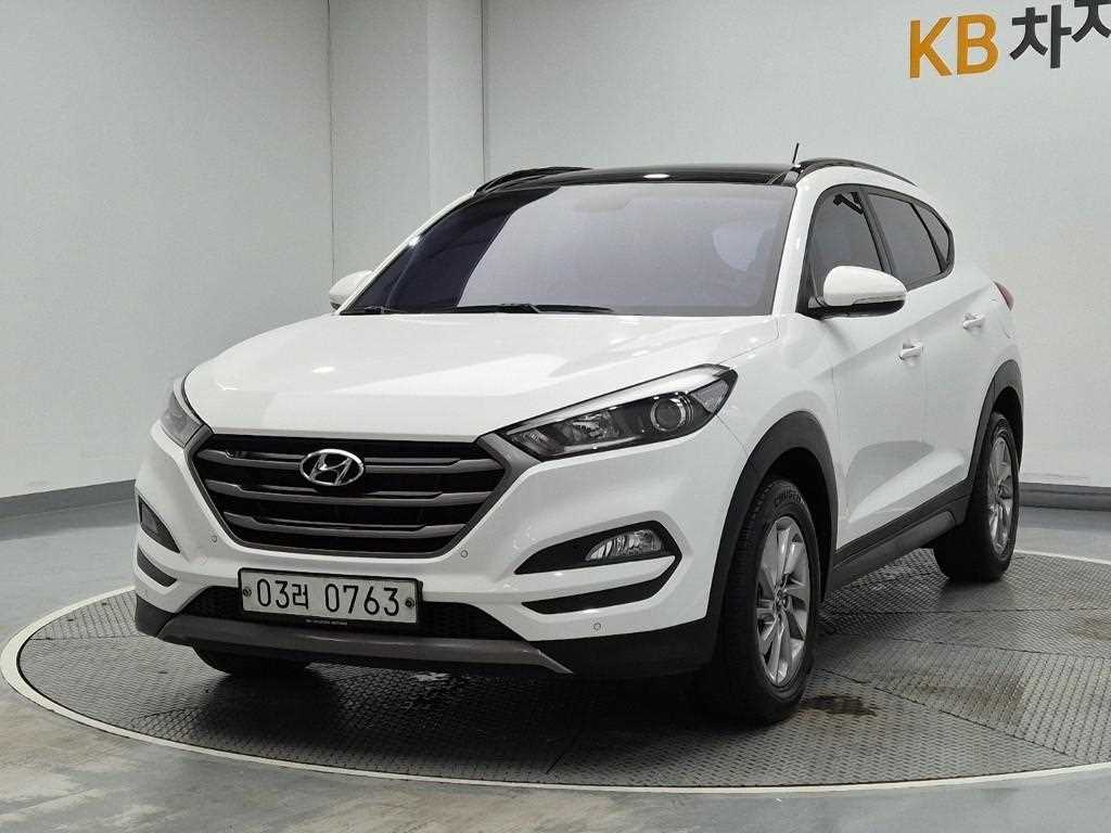 HYUNDAI Tucson 2016 Blanco - Importación desde Corea - HF Imports Iquique - Foto 1