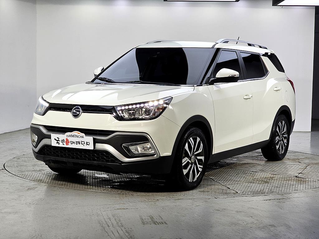 Ssangyong Tivoli 2018 Blanco - Importación desde Corea - HF Imports Iquique - Foto 1