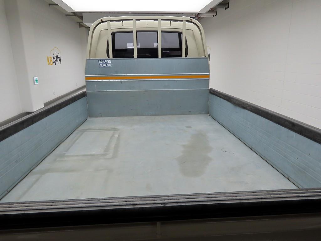 Small Truck Cargo (small) - Vista 5