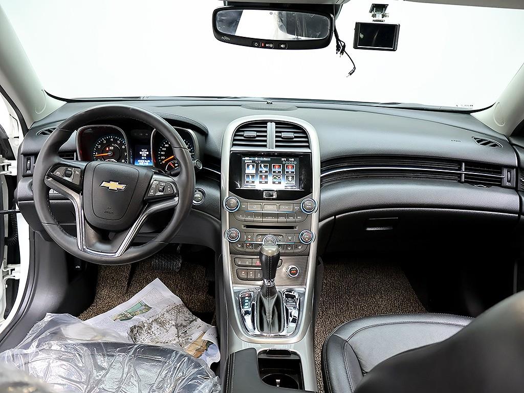 Chevrolet Malibu - Vista 9