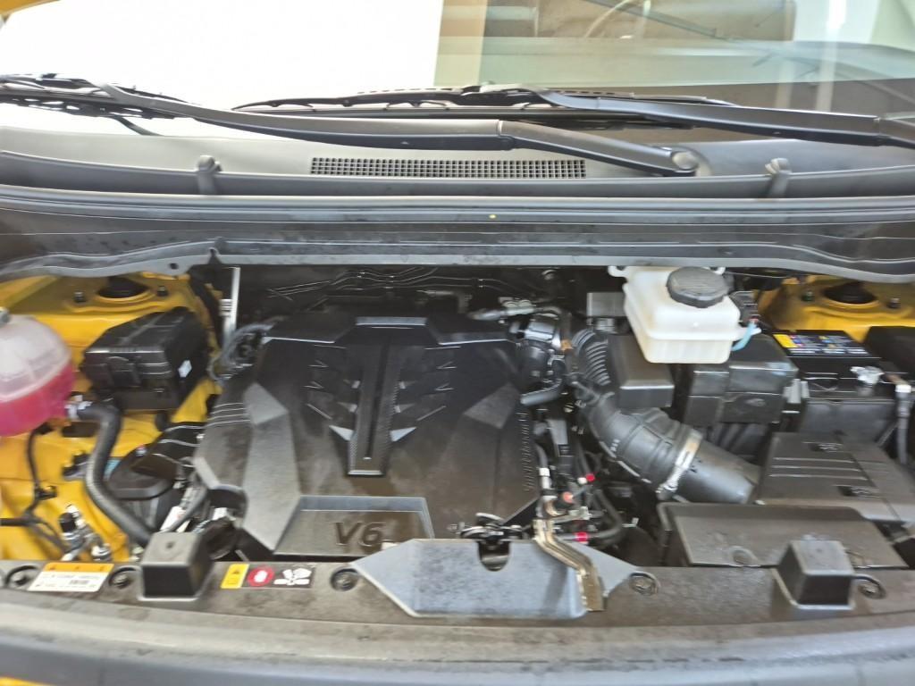 HYUNDAI Staria - Vista 5