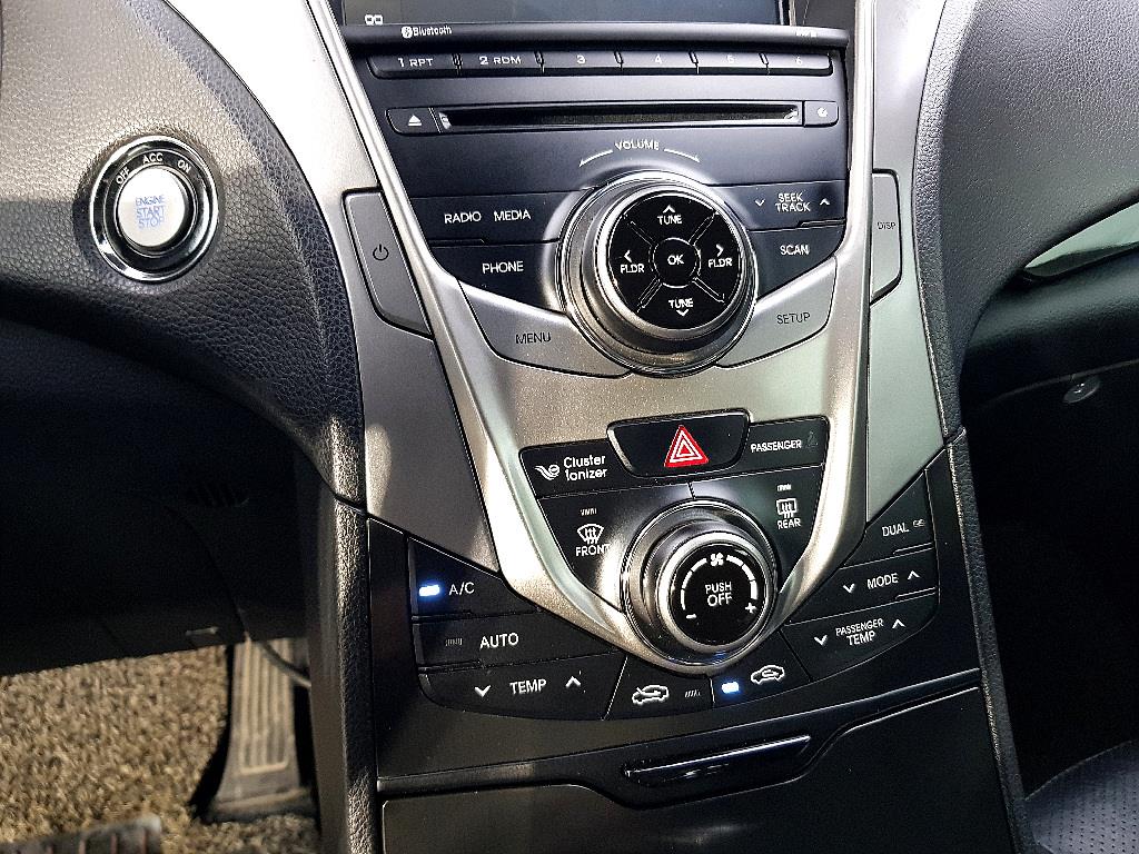 HYUNDAI Grandeur - Vista 11
