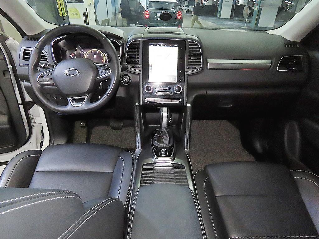 SAMSUNG QM6 - Vista 10