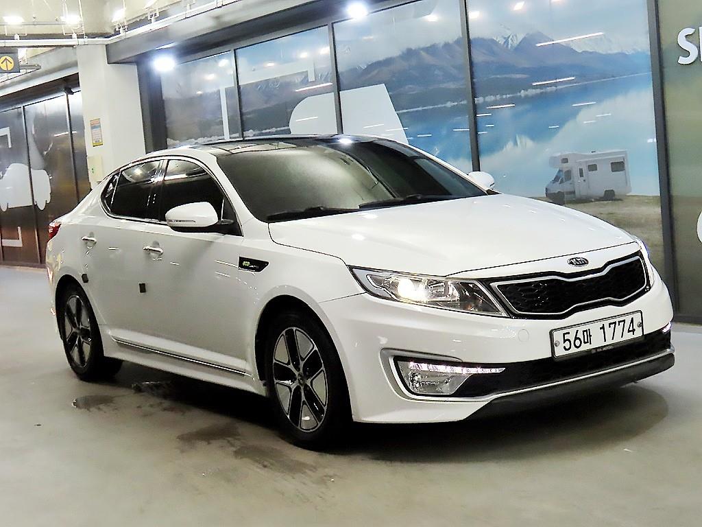 KIA K5 2013 Blanco - Importación desde Corea - HF Imports Iquique - Foto 1