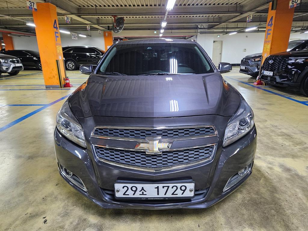 Chevrolet Malibu - Vista 2