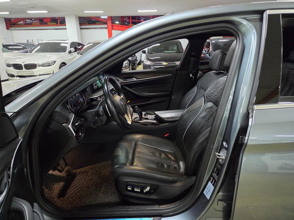 BMW 5 Series - Vista 6