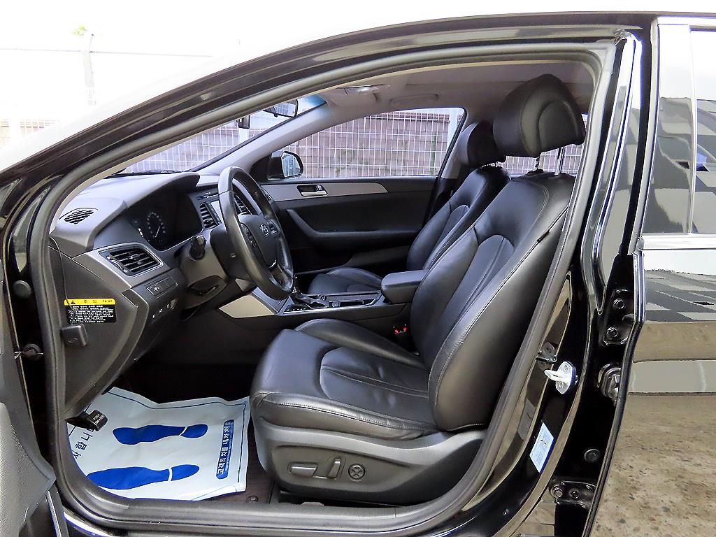 HYUNDAI Sonata - Vista 5