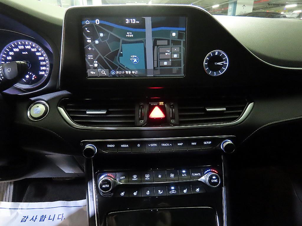 HYUNDAI Grandeur - Vista 11