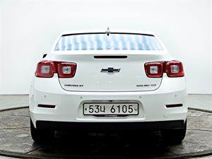 Chevrolet Malibu - Vista 6