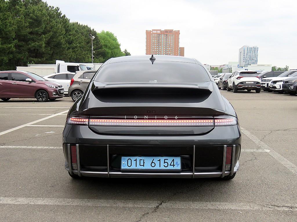 HYUNDAI Ioniq 6 - Vista 3
