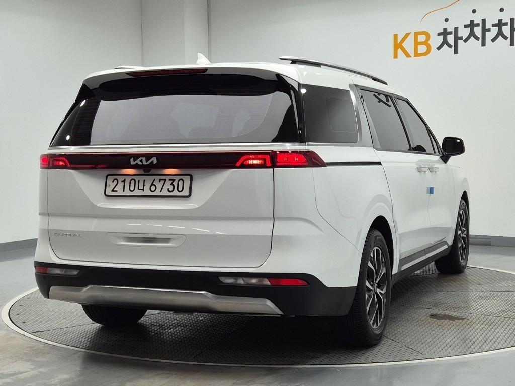 KIA Carnival - Vista 4
