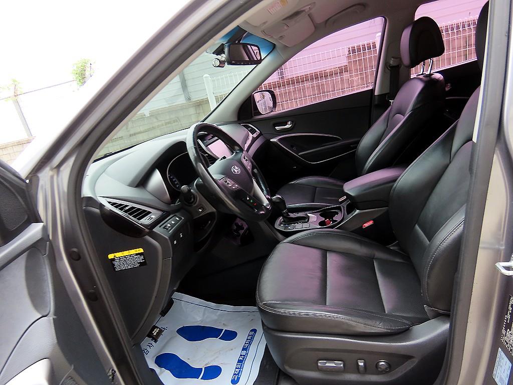 HYUNDAI Santa Fe - Vista 5