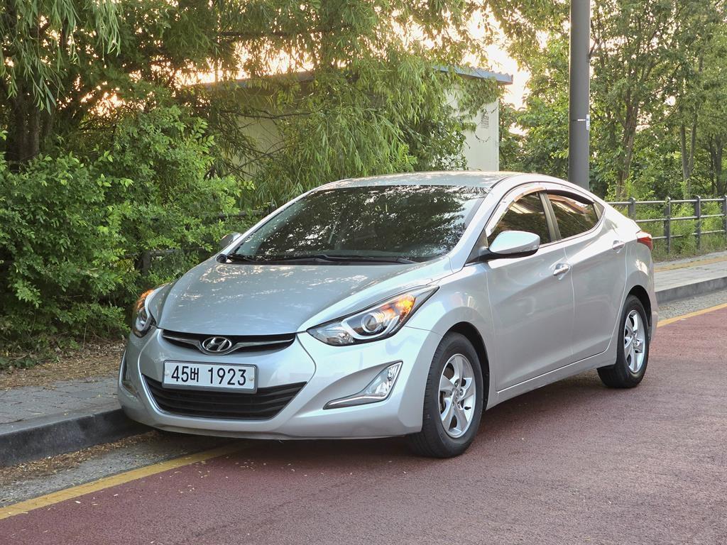 HYUNDAI Avante 2015 Gris - Importación desde Corea - HF Imports Iquique - Foto 1