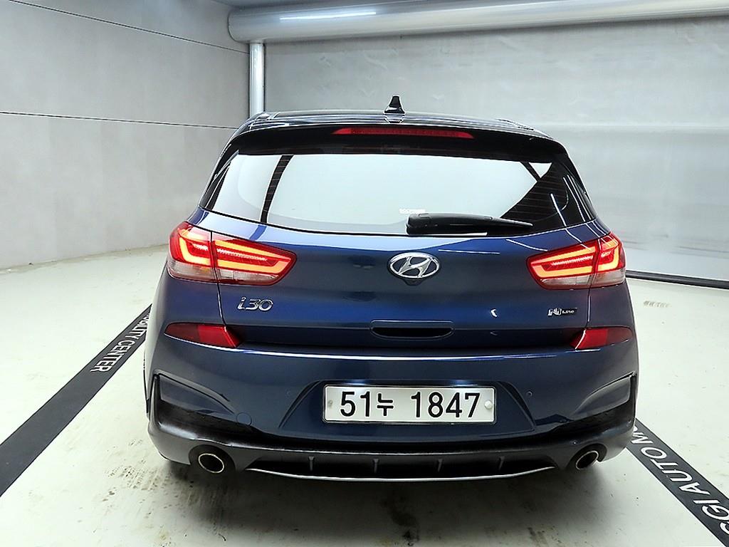 HYUNDAI i30 - Vista 3