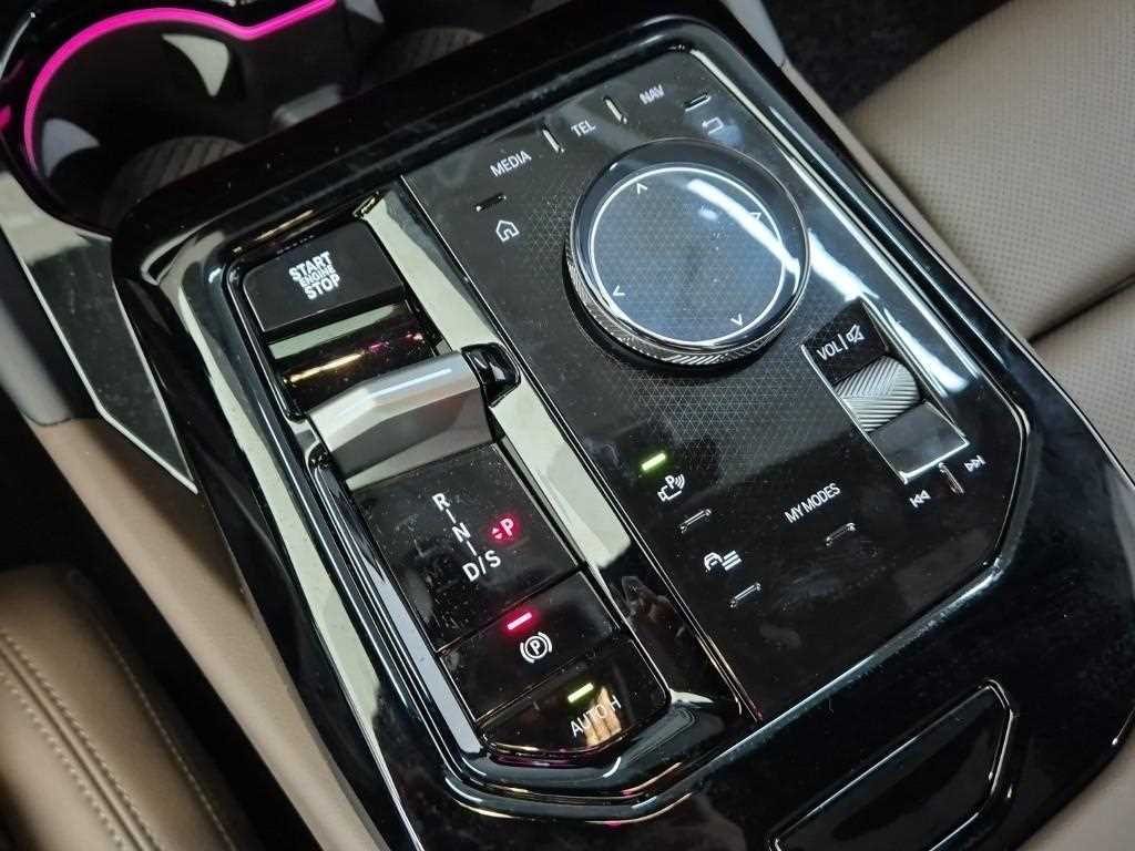 BMW 5 Series - Vista 7