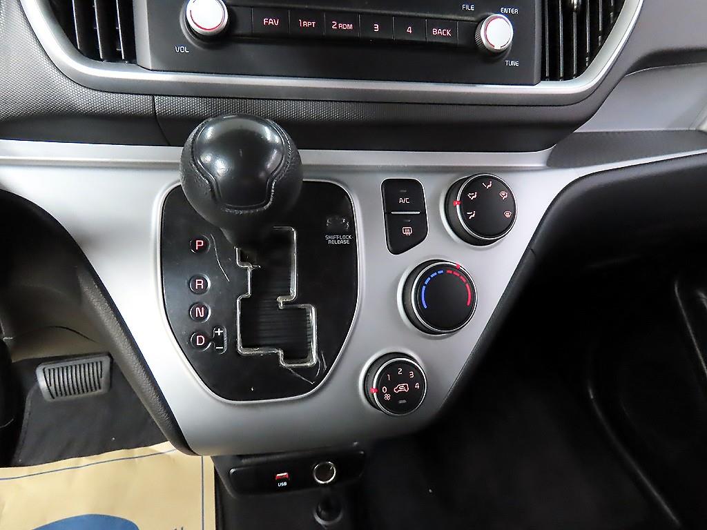 KIA Ray - Vista 10