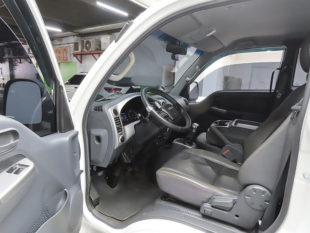Small Truck Cargo (small) 2023 Blanco - Importación desde Corea - HF Imports Iquique - Foto 10