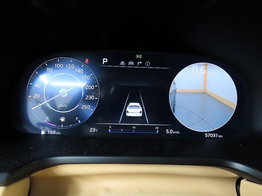 KIA K9 - Vista 8