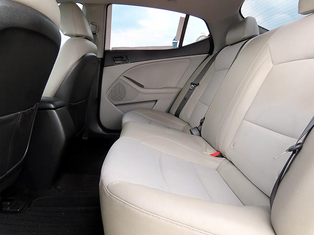 KIA K5 - Vista 6