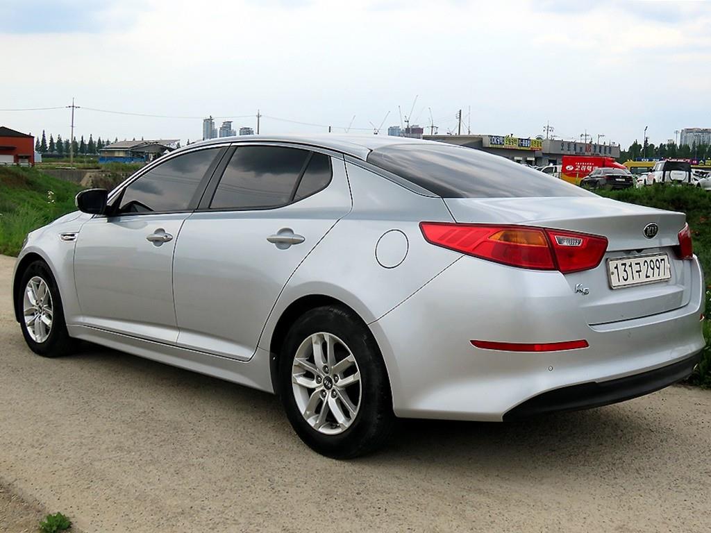 KIA K5 - Vista 3