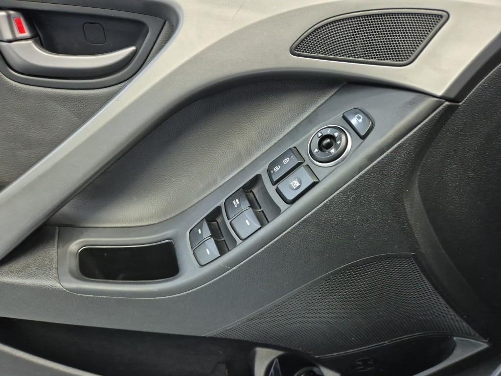 HYUNDAI Avante 2014 Gris - Importación desde Corea - HF Imports Iquique - Foto 16