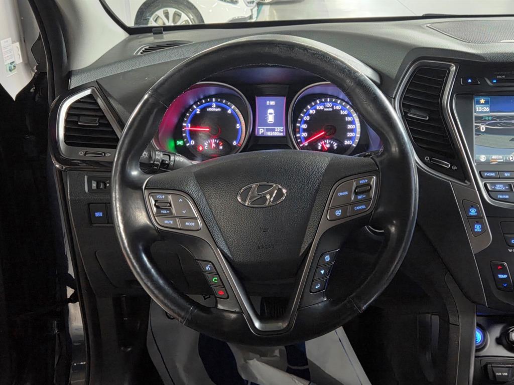 HYUNDAI Santa Fe - Vista 8