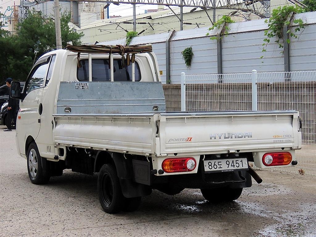 Small Truck Cargo (small) - Vista 3