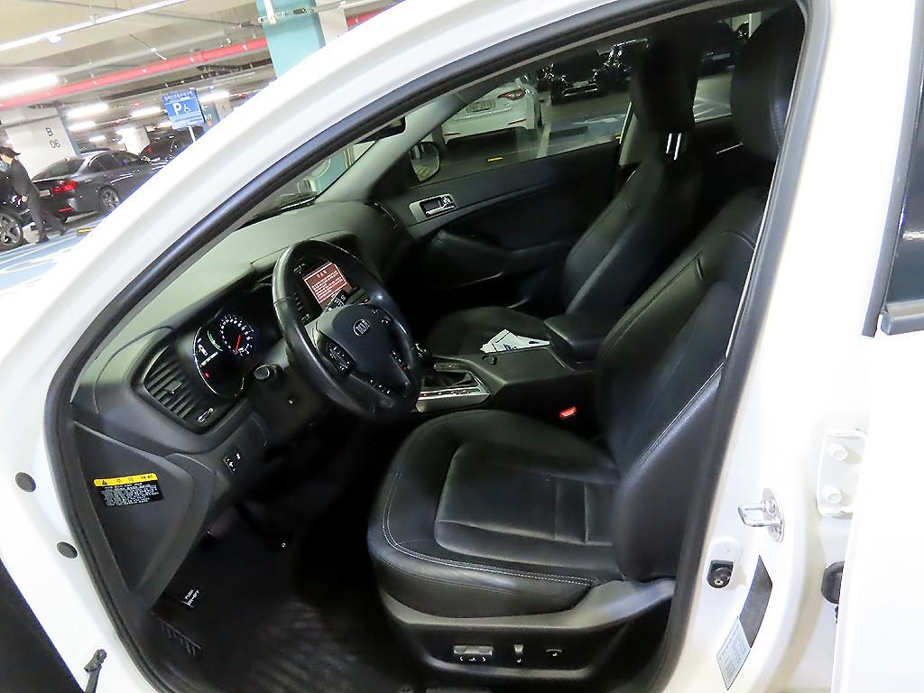 KIA K5 - Vista 6