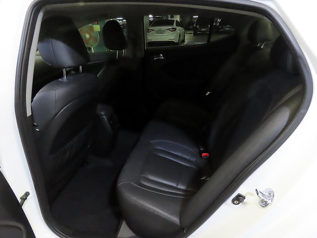 KIA K5 - Vista 7