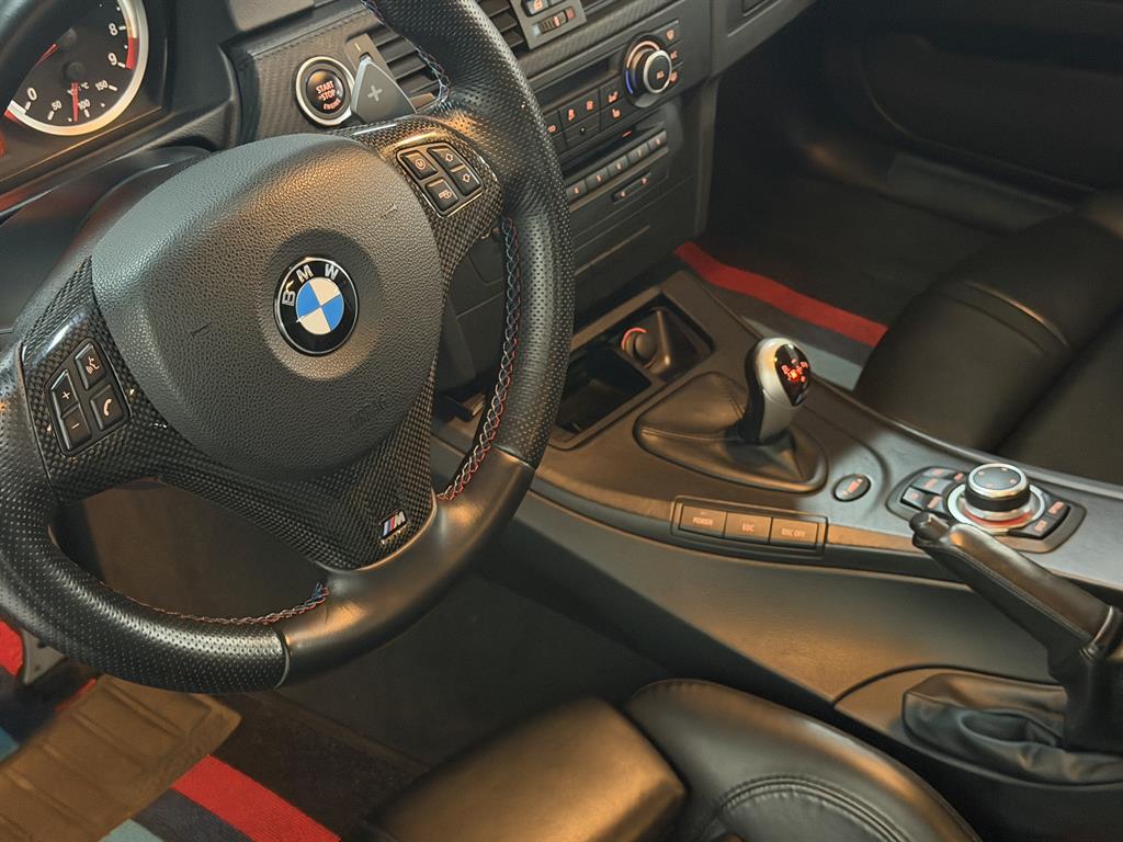 BMW 3 series 2010 Negro - Importación desde Corea - HF Imports Iquique - Foto 18