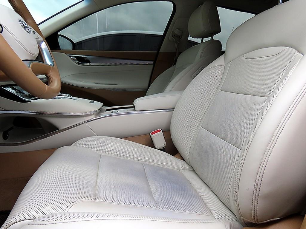 HYUNDAI Grandeur - Vista 5