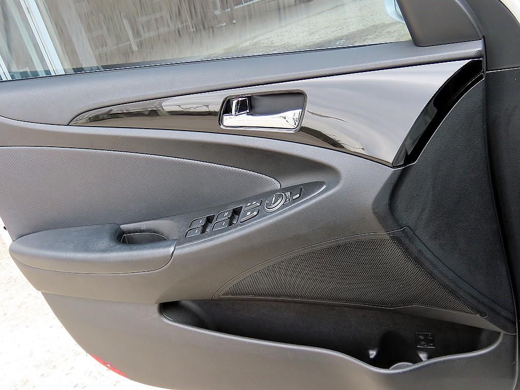 HYUNDAI Sonata - Vista 11