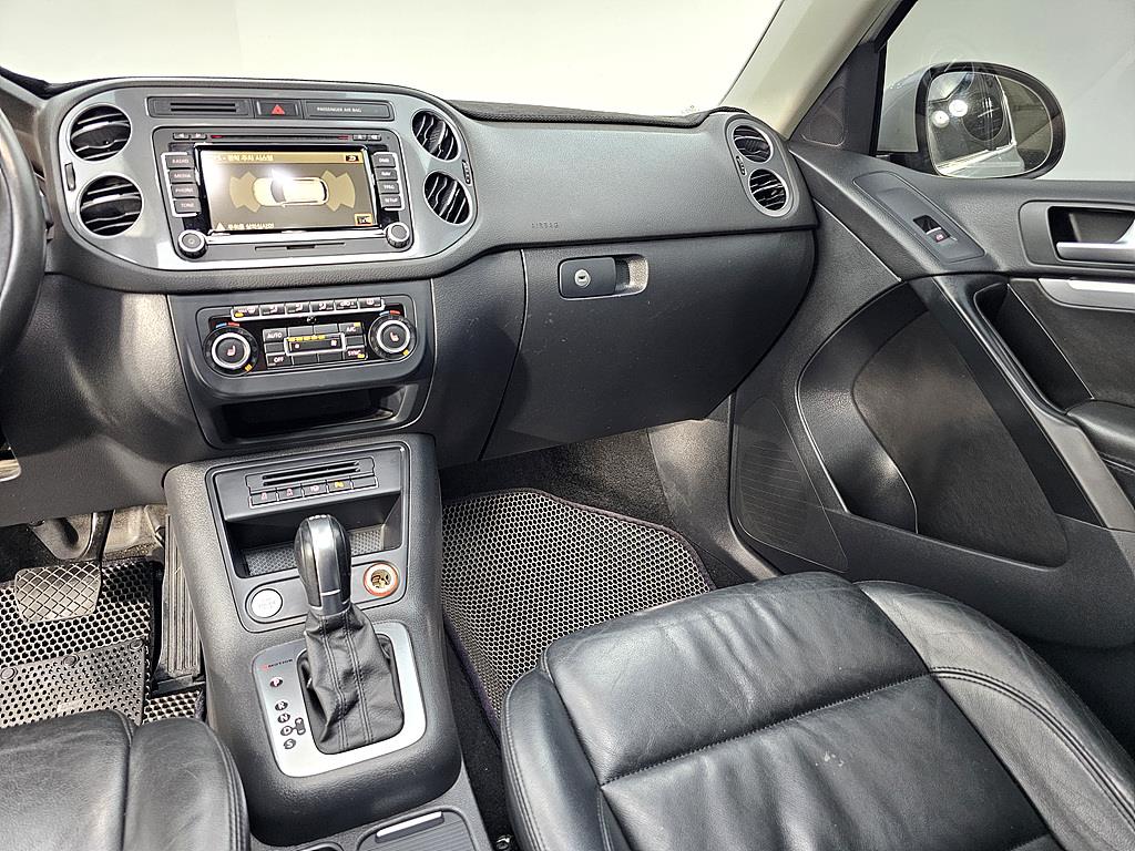 Volkswagen Tiguan - Vista 10